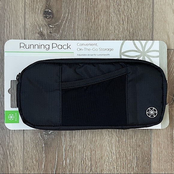 GAIAM Handbags - GAIAM Running Pack On-The-Go Yoga Belt Bag Fannie Pack